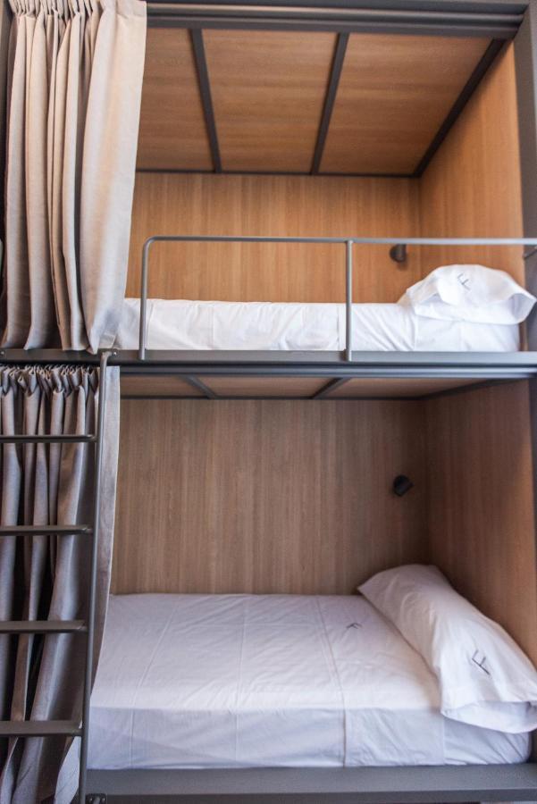 Franca City Hostel บัวโนสไอเรส ภายนอก รูปภาพ